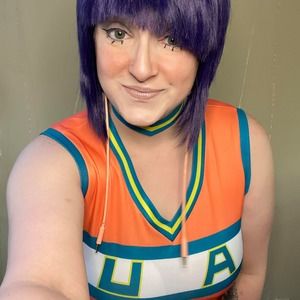 Meet your Posher, Emily